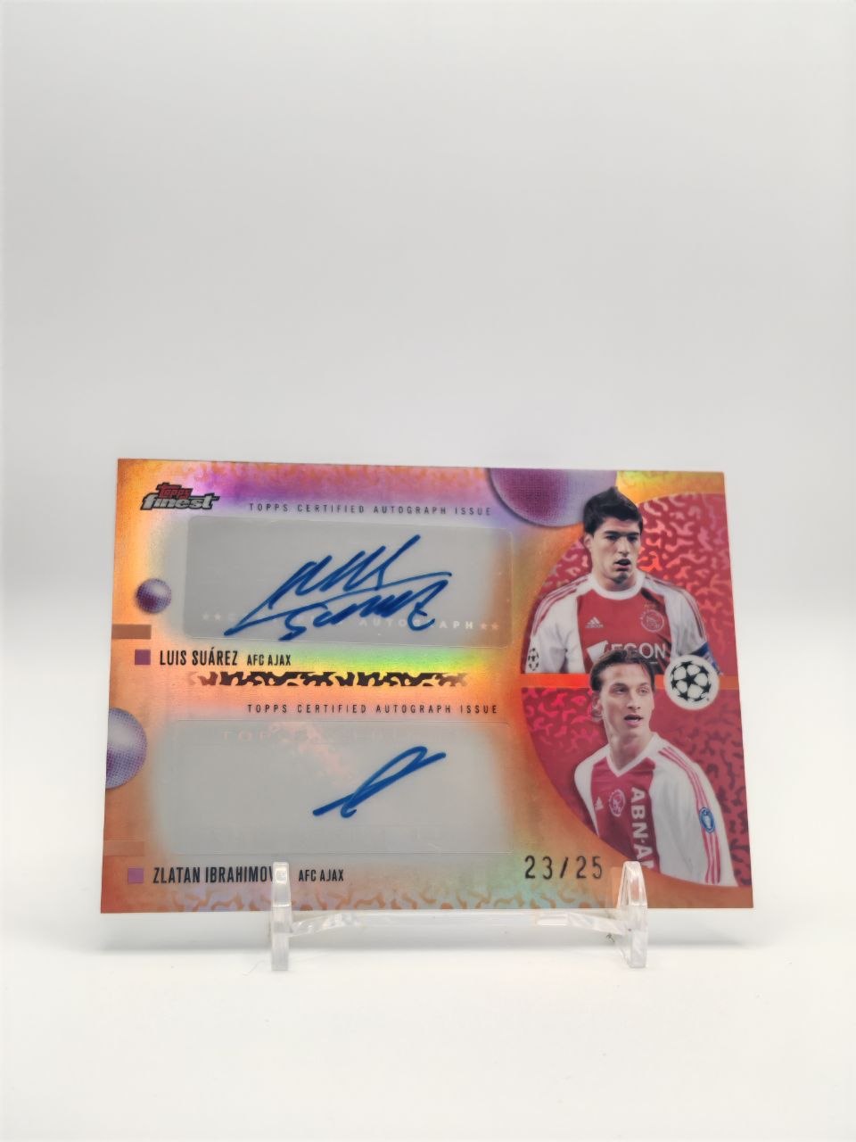 Luis Suárez e Zlatan Ibrahimović Topps Finest Dual Auto 23/25, fronte