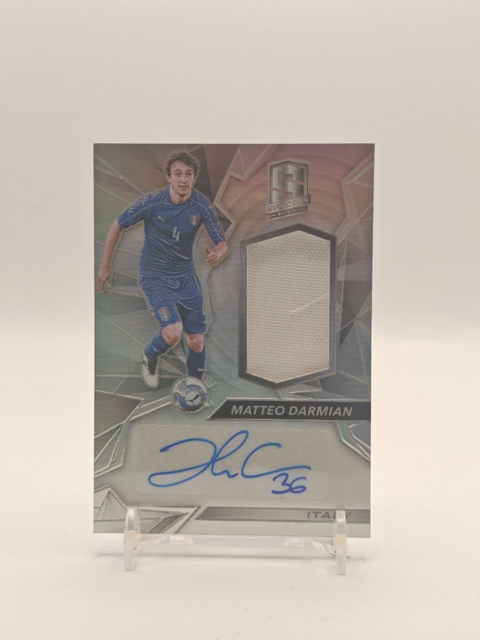 2016-17 PANINI SPECTRA MATTEO DARMIAN ITALIA AUTO RELIC 089/199