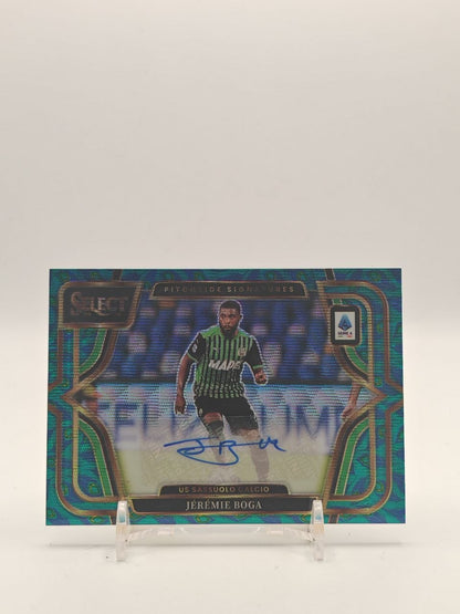 2025-26 PANINI SELECT SERIE A JÉRÉMIE BOGA SASSUOLO PITCHSIDE SIGNATURES AUTO