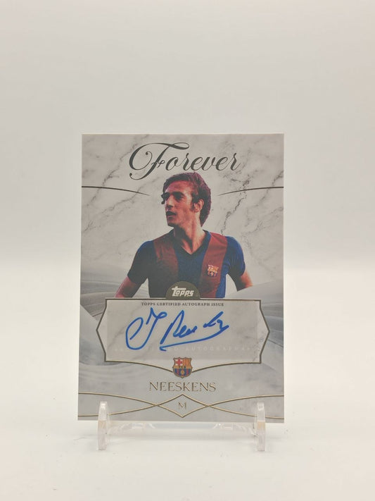 2025-26 TOPPS FOREVER FC BARCELONA JOHAN NEESKENS FOREVER LEGENDS AUTO