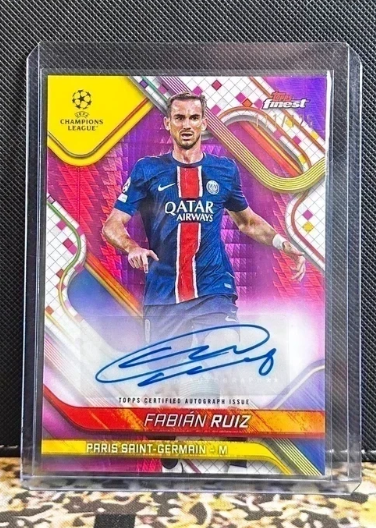 Fabián Ruiz BA-RZ Auto Topps Finest UEFA Club Competitions 2024/25 PSG Base Card Autograph Variation