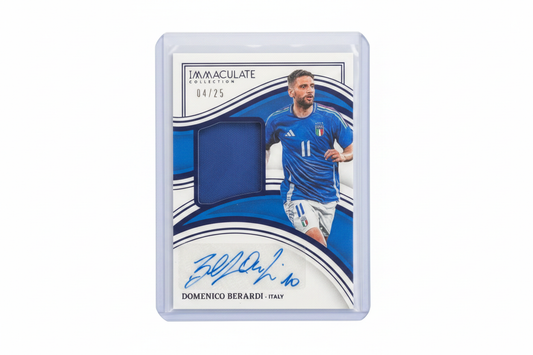 Domenico Berardi 2023-24 Panini Immaculate Collection Soccer Memorabilia Auto MA-DB 04/25 Italia - Fronte