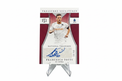 Francesco Totti Panini National Treasures Serie A 2021-22 Treasured Signatures 18/99 - Fronte autografo