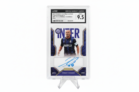 Esteban Cambiasso 2024-25 DAKA Inter Milan Ineffable Legend Autograph Gold 15/20 CGC 9.5 - Fronte