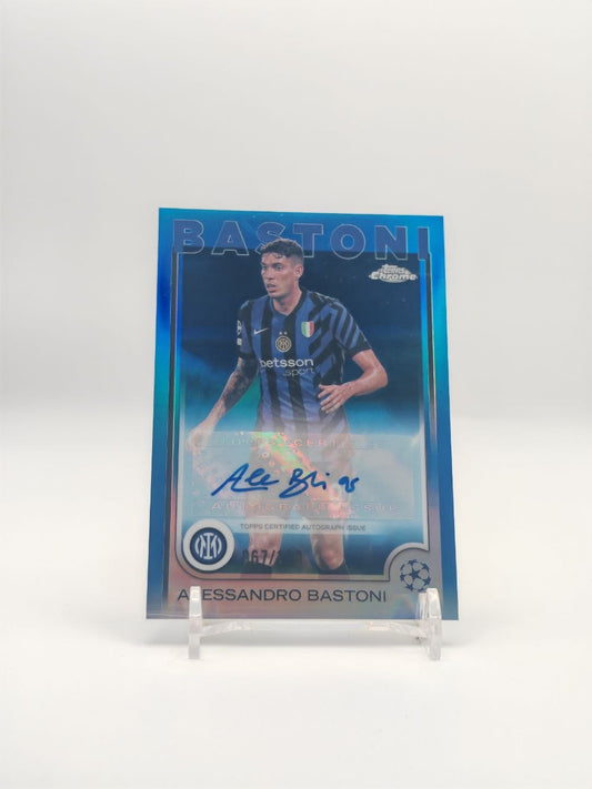 Alessandro Bastoni Topps Chrome Auto Blue 067/150, fronte