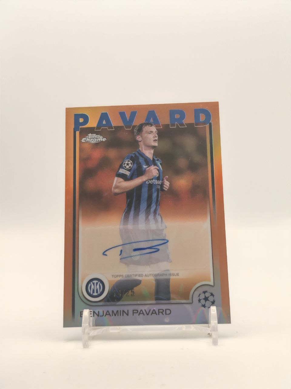 2024-25 TOPPS CHROME UEFA CLUB COMPETITIONS BENJAMIN PAVARD INTER AUTO ORANGE 14/25