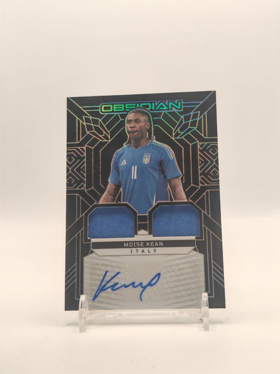 2024-25 PANINI OBSIDIAN MOISE KEAN ITALIA DUAL JERSEY AUTO RELIC 107/199