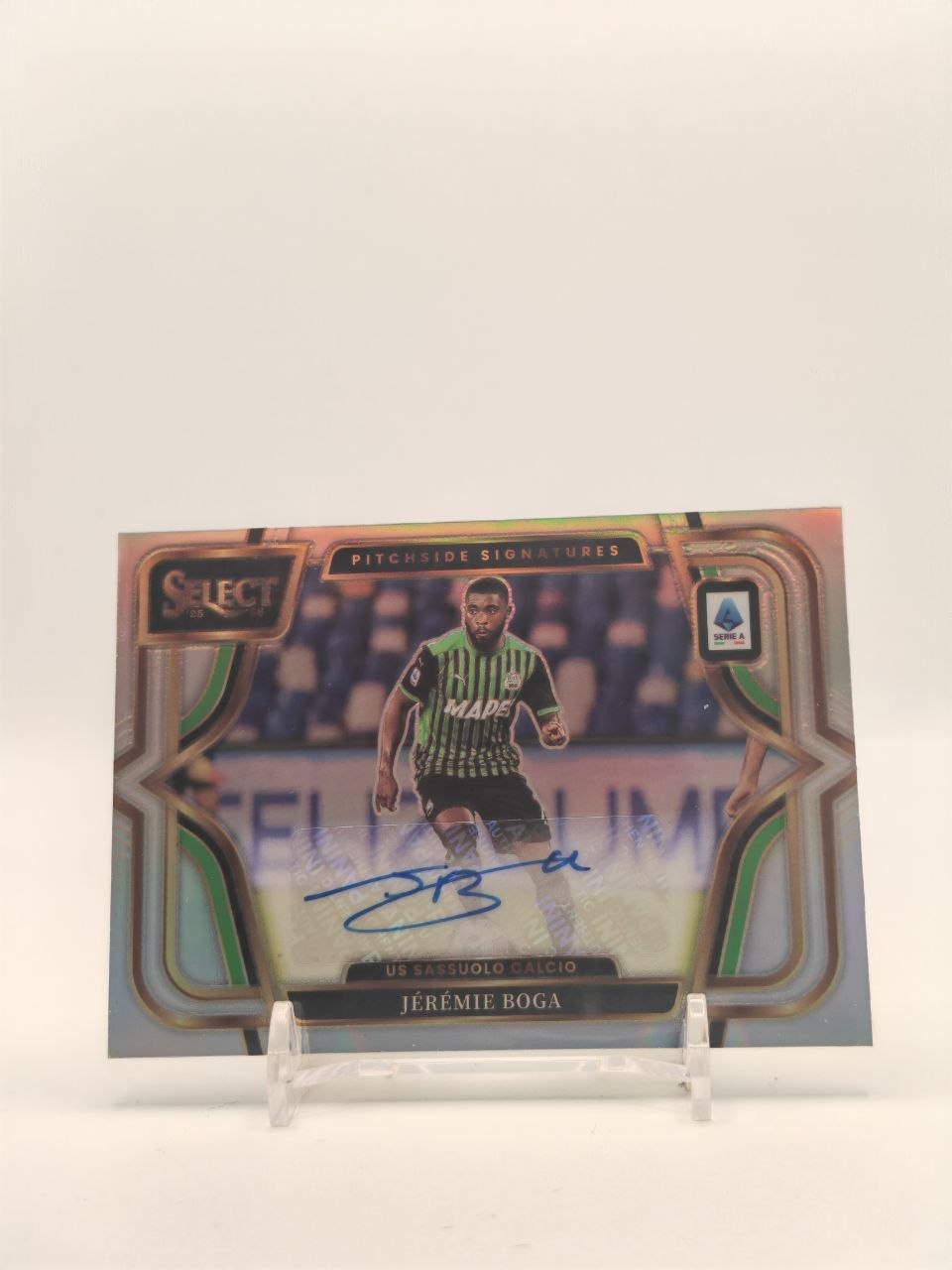 2025-26 PANINI SELECT SERIE A JÉRÉMIE BOGA SASSUOLO PITCHSIDE SIGNATURES AUTO