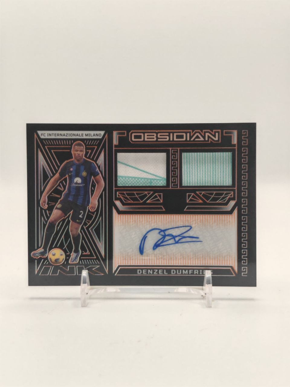 2024-25 PANINI OBSIDIAN DENZEL DUMFRIES INTER DUAL JERSEY AUTO RELIC 84/99