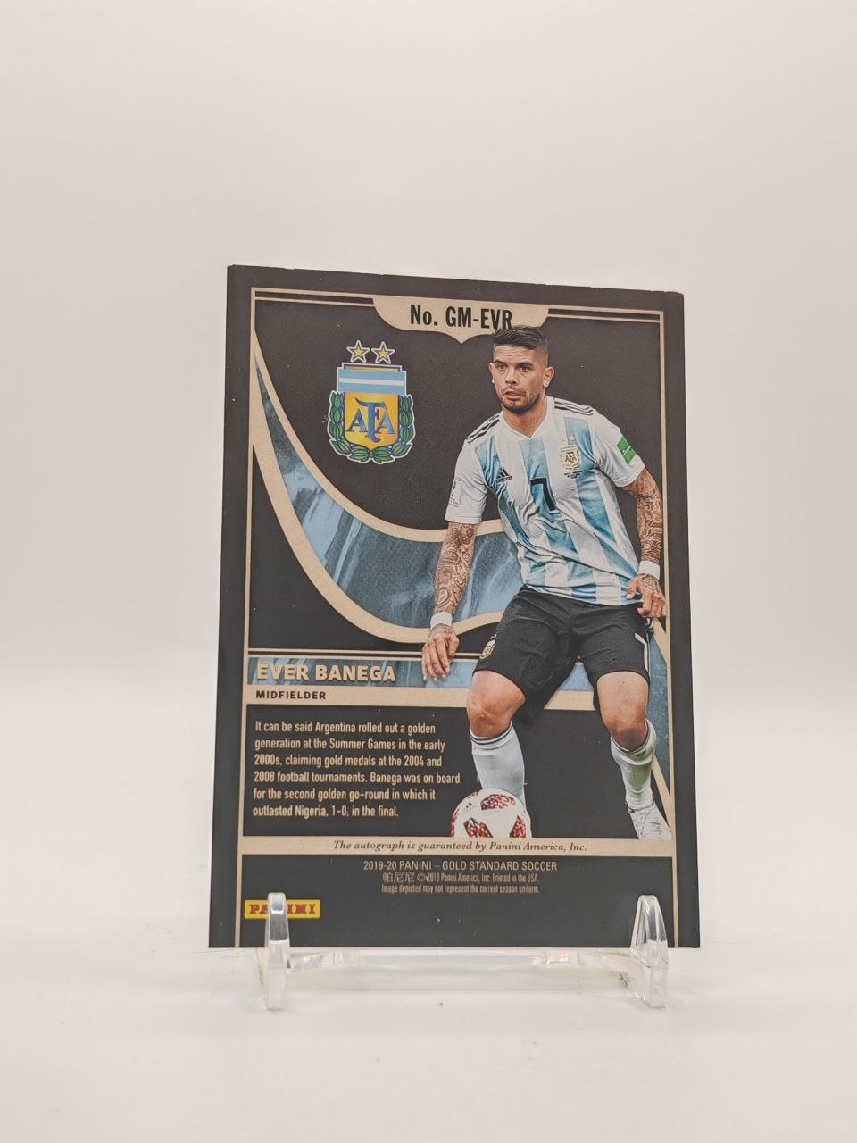 2019-20 PANINI GOLD STANDARD ÉVER BANEGA ARGENTINA GOLD MEDALS AUTO 001/149