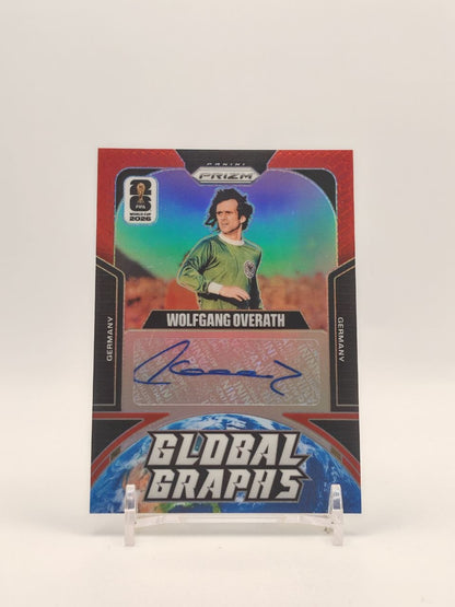 Fronte card Wolfgang Overath Panini Prizm FIFA World Cup 2026 Global Graphs autografata