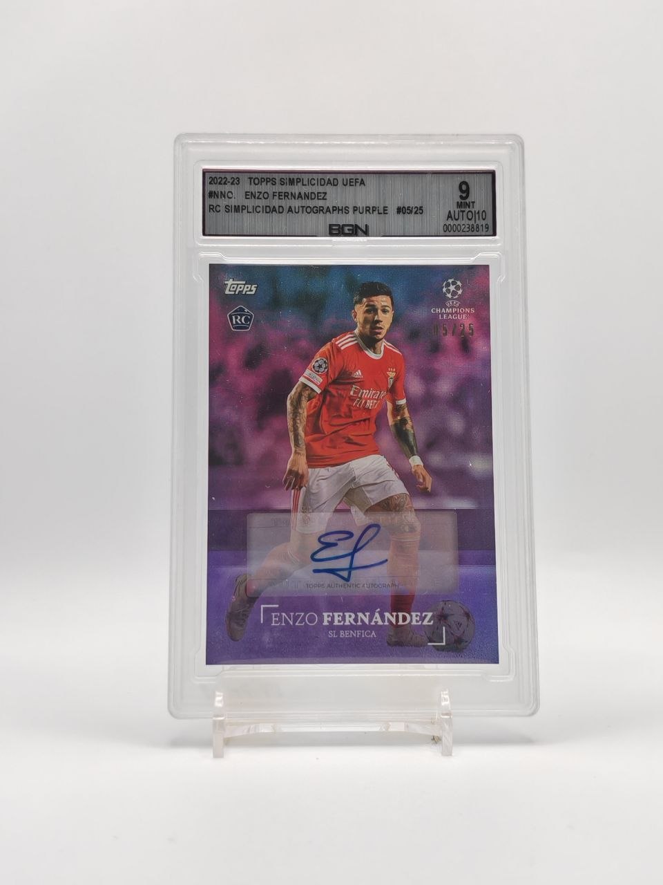 Enzo Fernández Benfica Topps Simplicidad Auto Purple 05/25 RC BEN 9 Auto 10, fronte